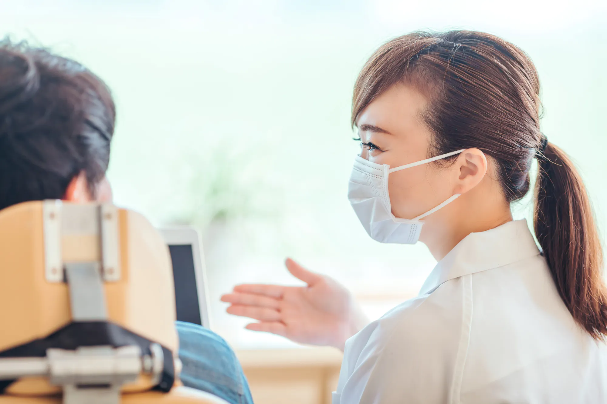 胃瘻における口腔ケアの重要性の説明"